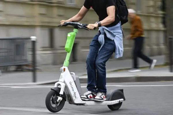 best electric scooters with solid tires